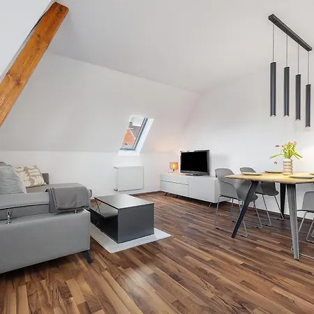 Apartment Haus *